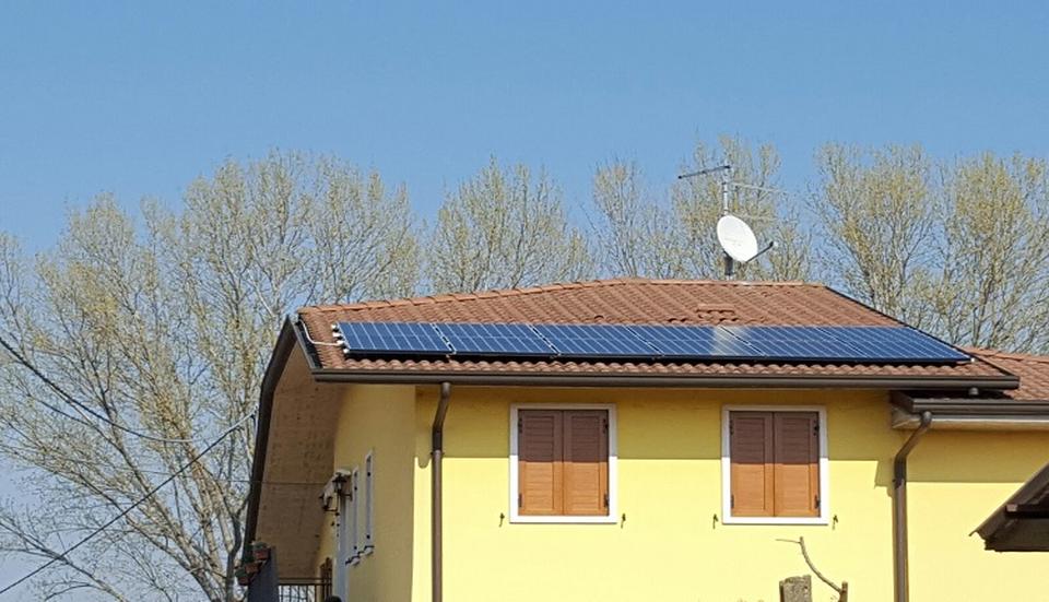 Impianto fotovoltaico residenziale ad Oppeano da 3,92 kW con ottimizzatori SolarEdge