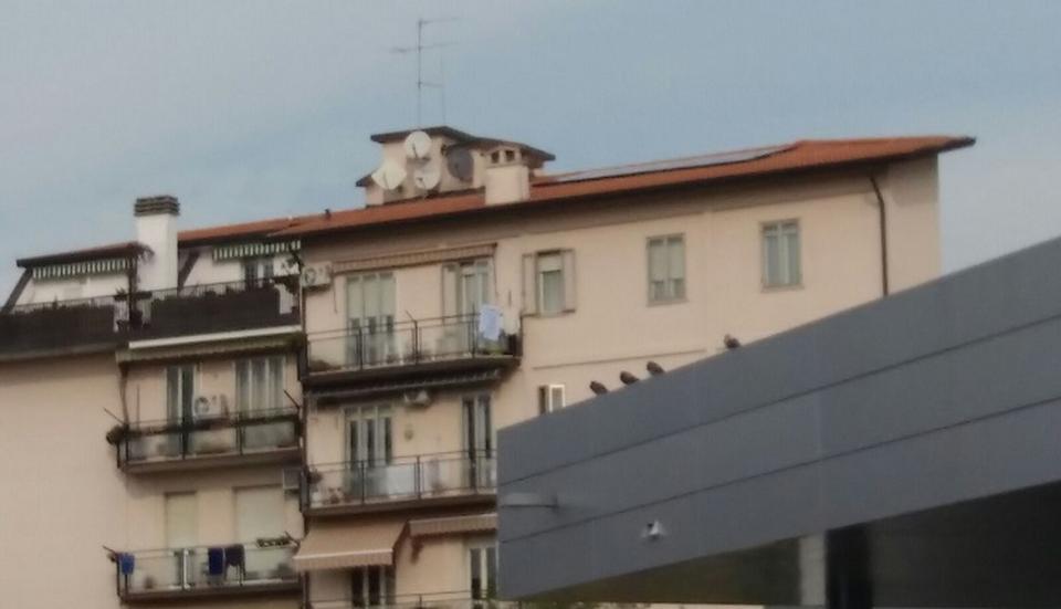 Impianto fotovoltaico SunPower realizzato in condominio a Verona  da 4 kW con ottimizzatori SolarEdge 