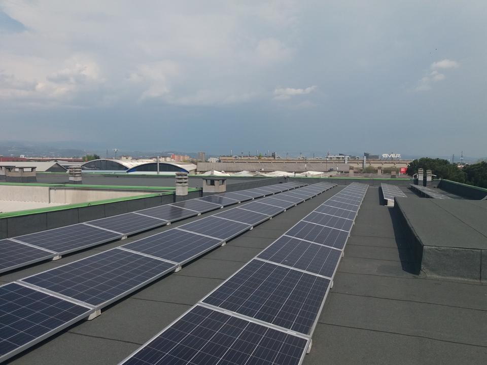 Impianto fotovoltaico tetto piano 20 kwp