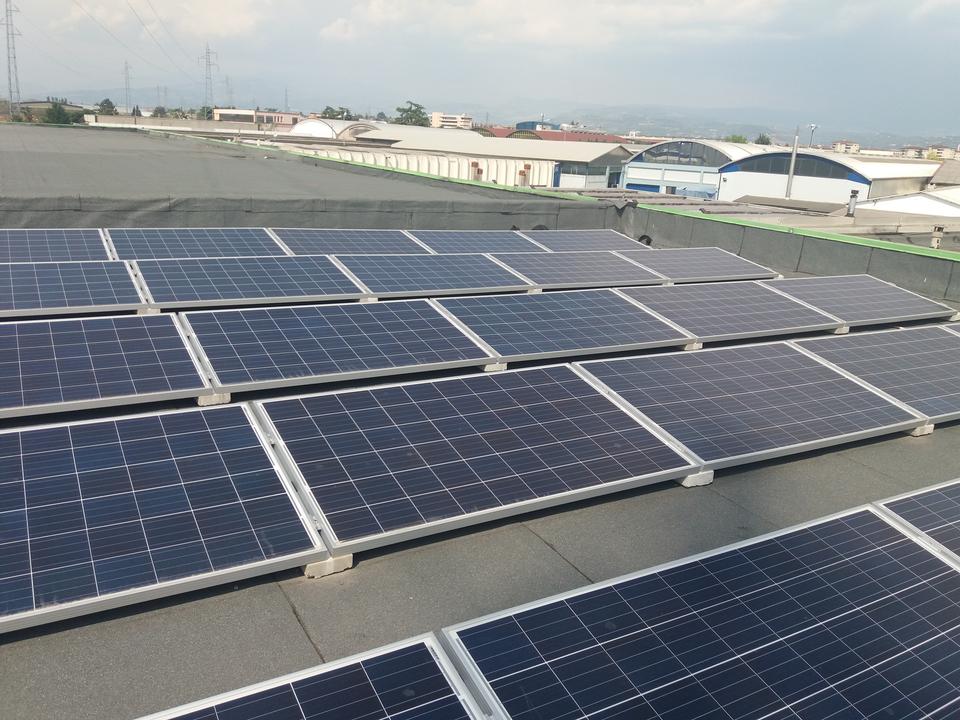 Impianto fotovoltaico tetto piano 20 kwp
