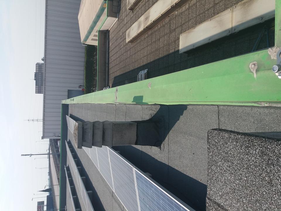 Linea vita perimetrale su capannone industriale