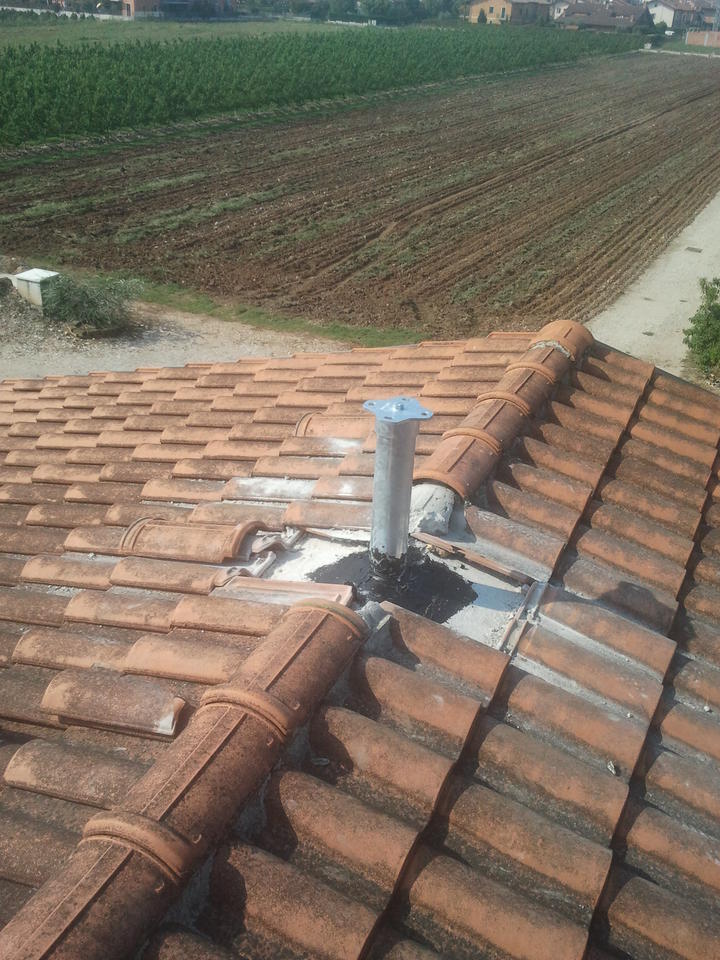Linea vita su tetto in coppi