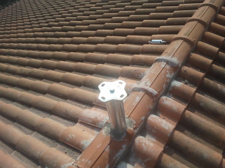 Linea vita su tetto in coppi