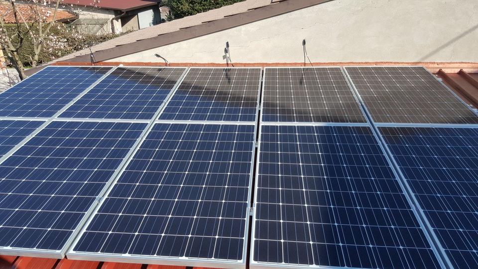 3 kWp su tettoia in lamiera a Verona