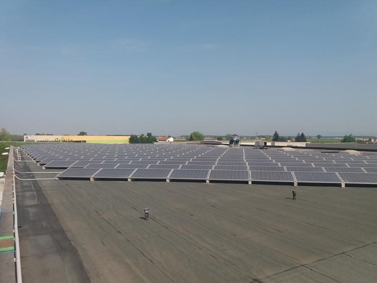 Impianto Fotovoltaico su celle frigorifere