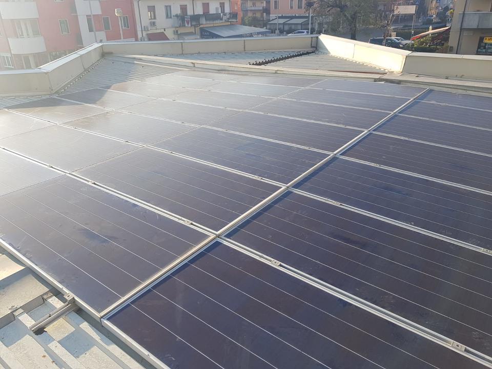Pensilina distributore carburante 20 kWp